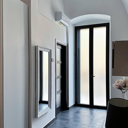 Marbel Suite Adelfia Екстер'єр фото