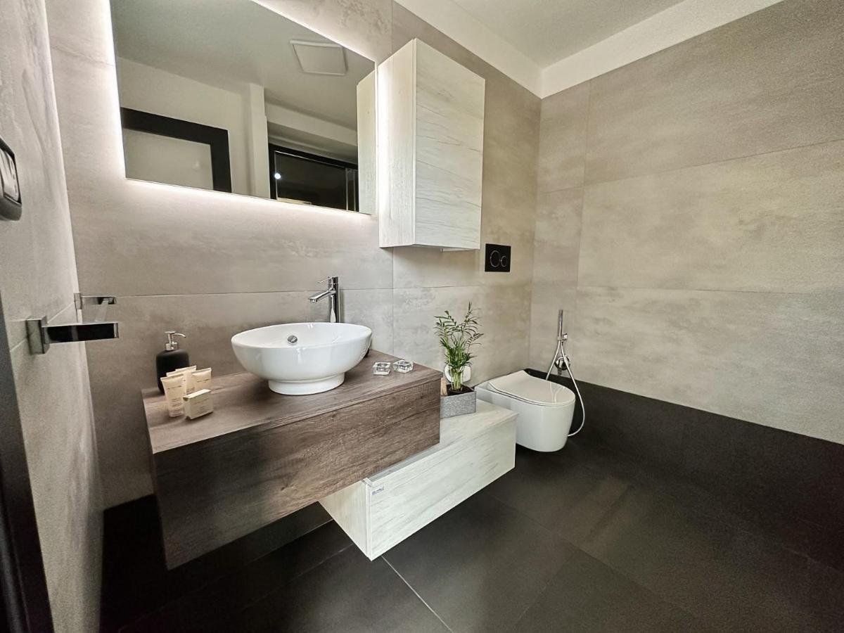 Marbel Suite Adelfia Екстер'єр фото