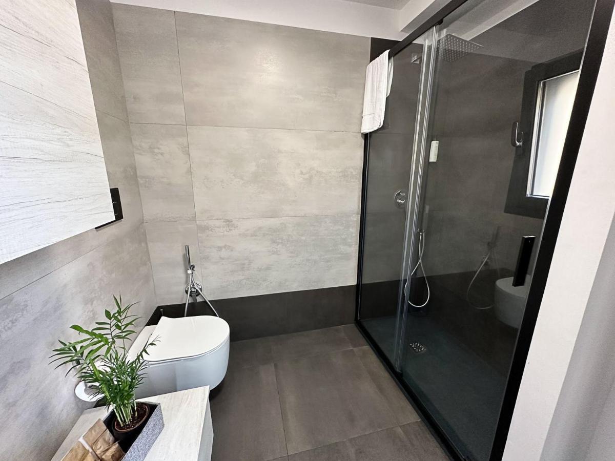 Marbel Suite Adelfia Екстер'єр фото